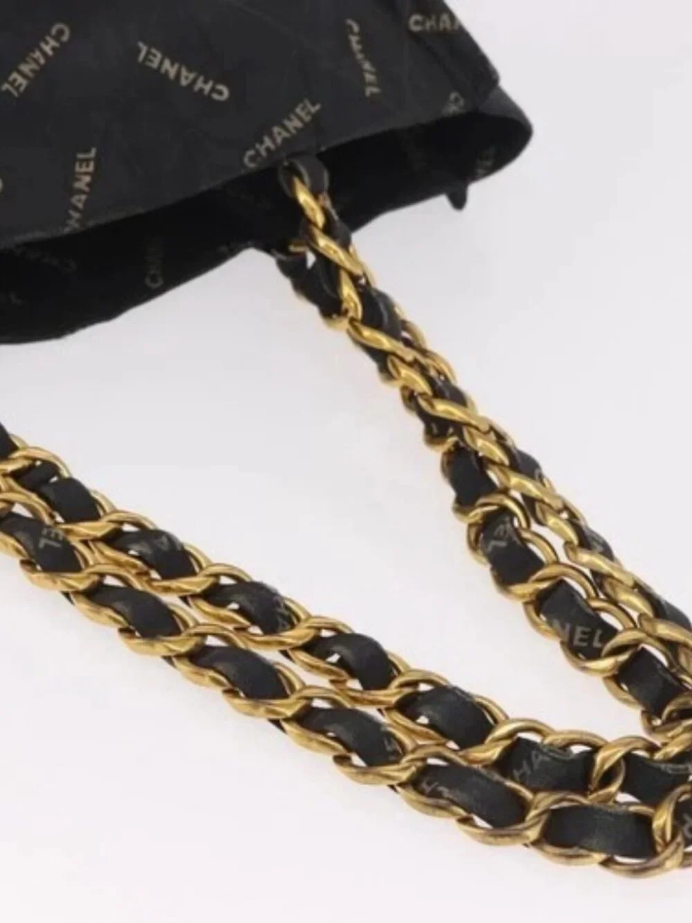 CHANEL Matelasse Chain Tote Bag Coated Canvas Black Gold CC Auth bs35682